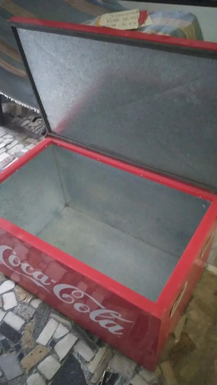 Estantes de aço para vender,e caixa térmica da Coca-Cola..  - Foto 4