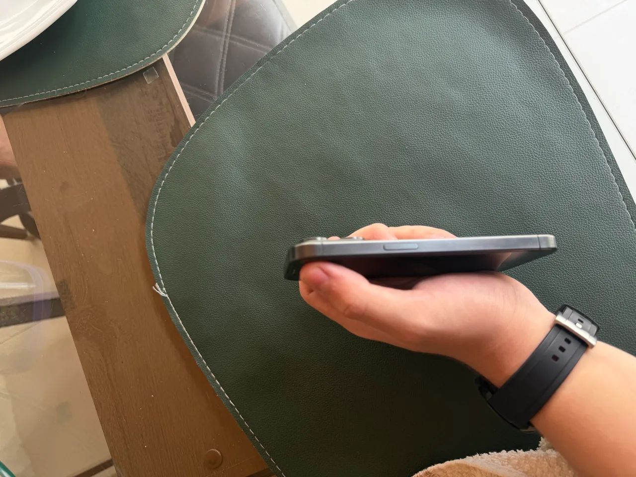 iPhone 15 Pro 512gb - Foto 2