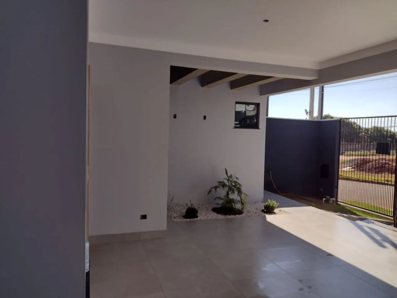 Casa Jardim Mediterrâneo 200mts e 127 de área construída - Foto 2