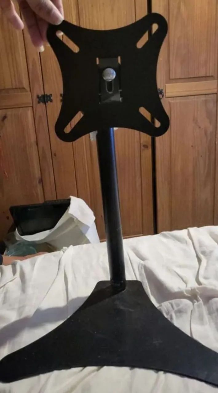 SUPORTE PARA TV OU PC