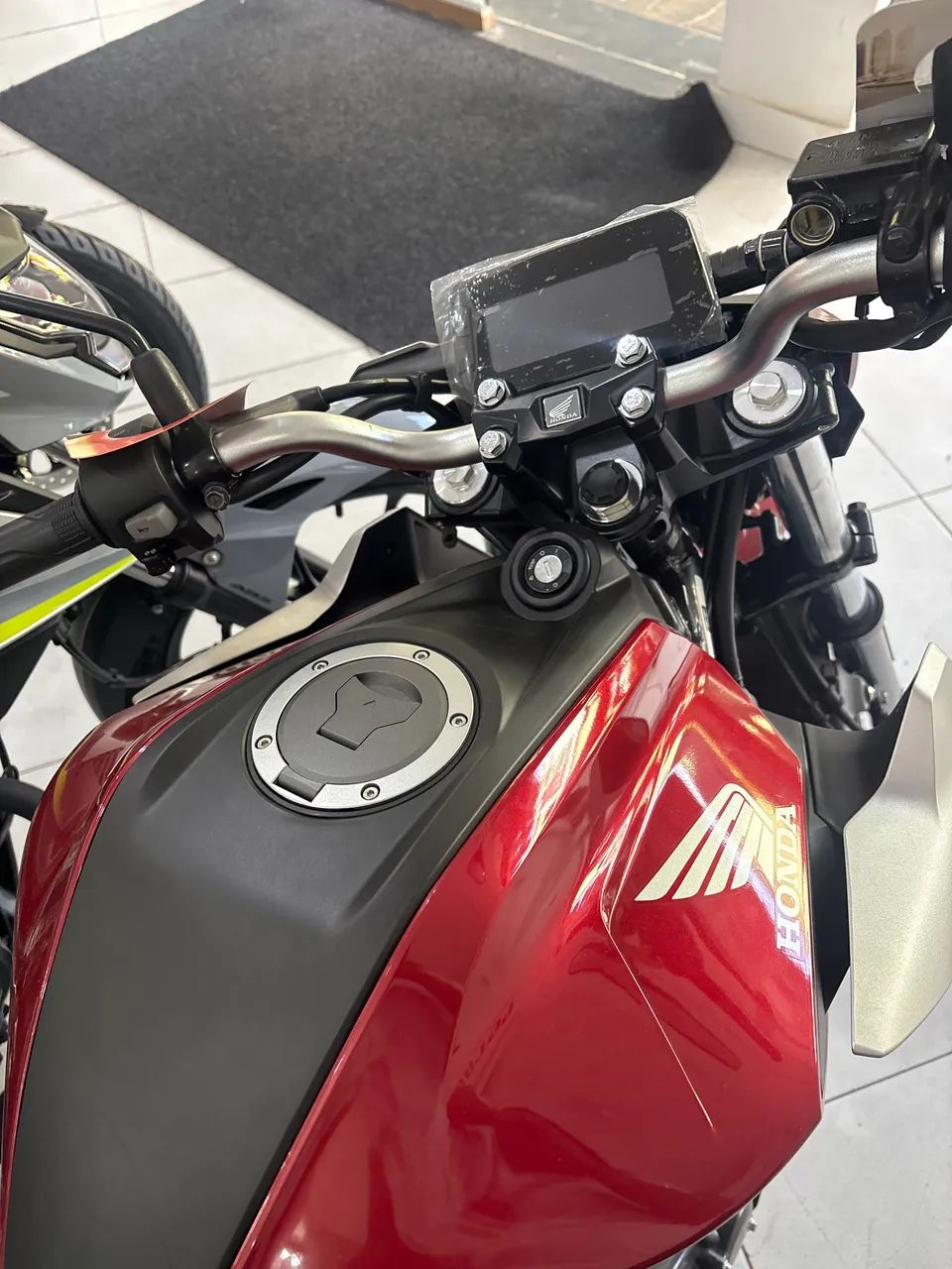 Cb 300 CBS 2026 0km  - Foto 4