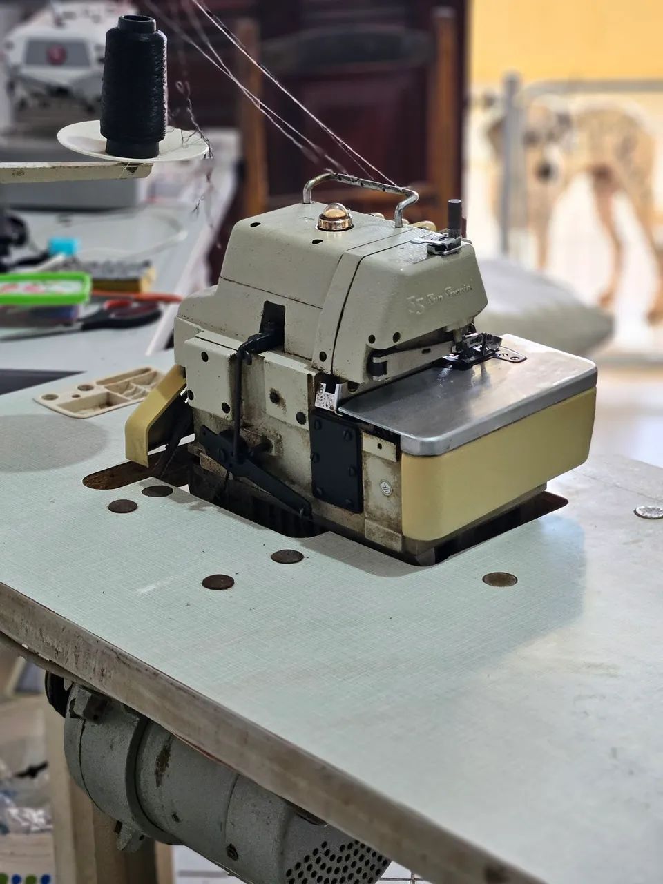 Reta e Overlock  - Foto 2