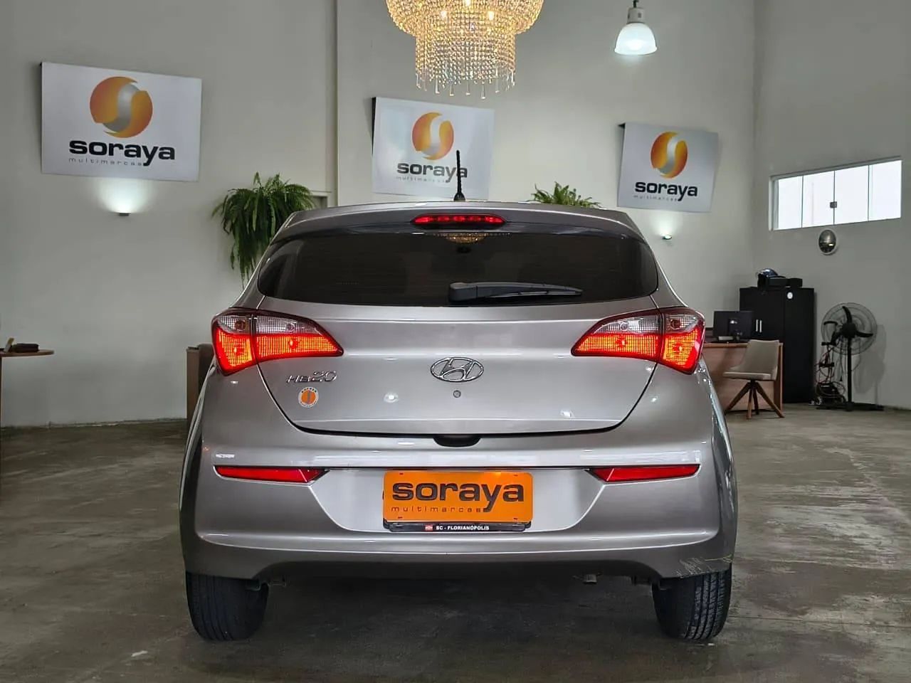 Hyundai HB20 Unique 1.0 Flex 12V Mec. 2019 - Foto 6