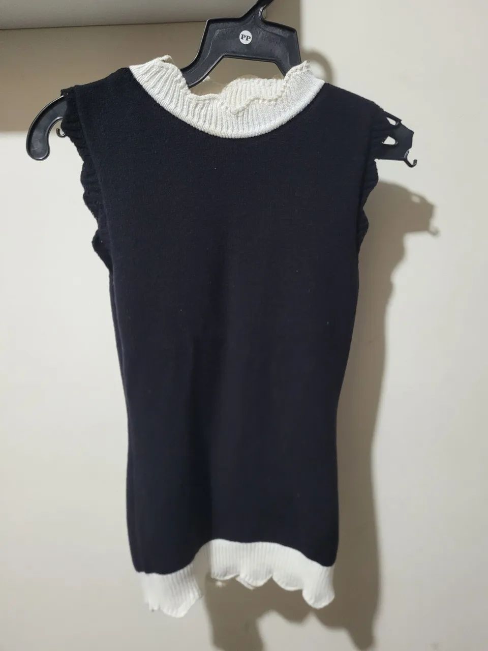 Lote com várias peças roupas