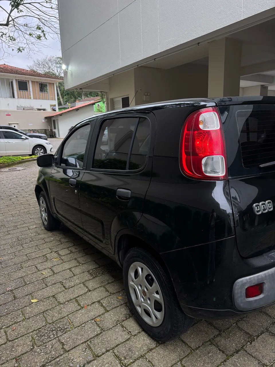 Fiat Uno Vivace/rua 1.0 EVO Fire Flex 8V 5P 2011