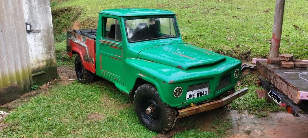 Ford F-75 4X4 2.3 1975