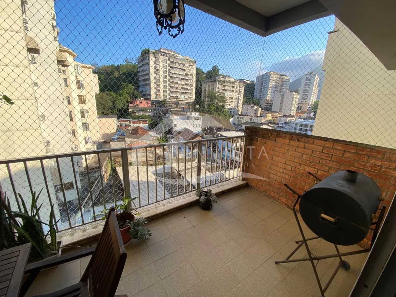 EXCELENTE 2 QUARTOS COM VISTA CRISTO!!!!! - Foto 2