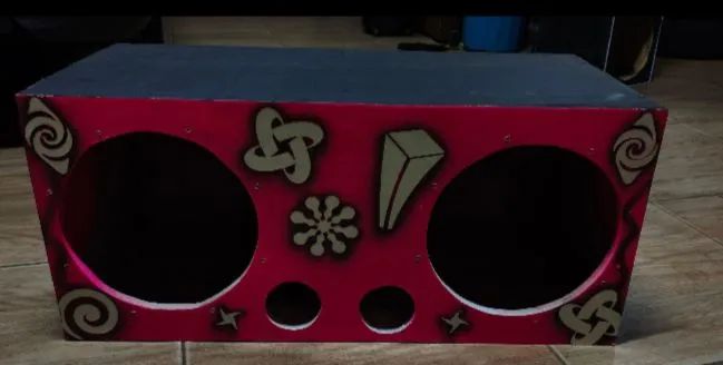 Caixa de som e paredinha para 6x9 