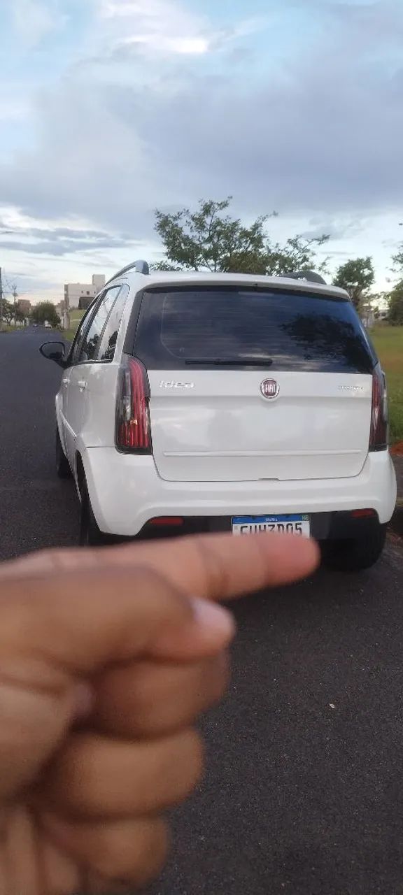 Fiat Idea Attractive 1.4 Fire Flex 8V 5P 2015