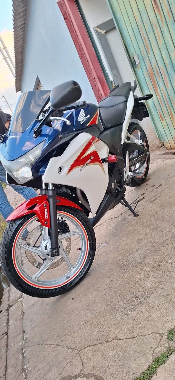CBR 250 2012 - Foto 4