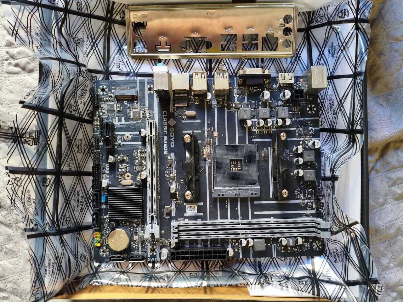 KIT RYZEN 5 5500 + B450M (PROCESSADOR E PLACA MÃE) - Foto 5