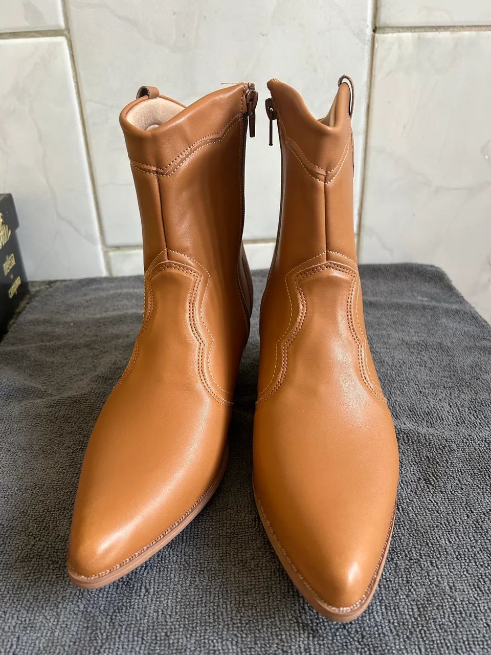 Bota  - Foto 2