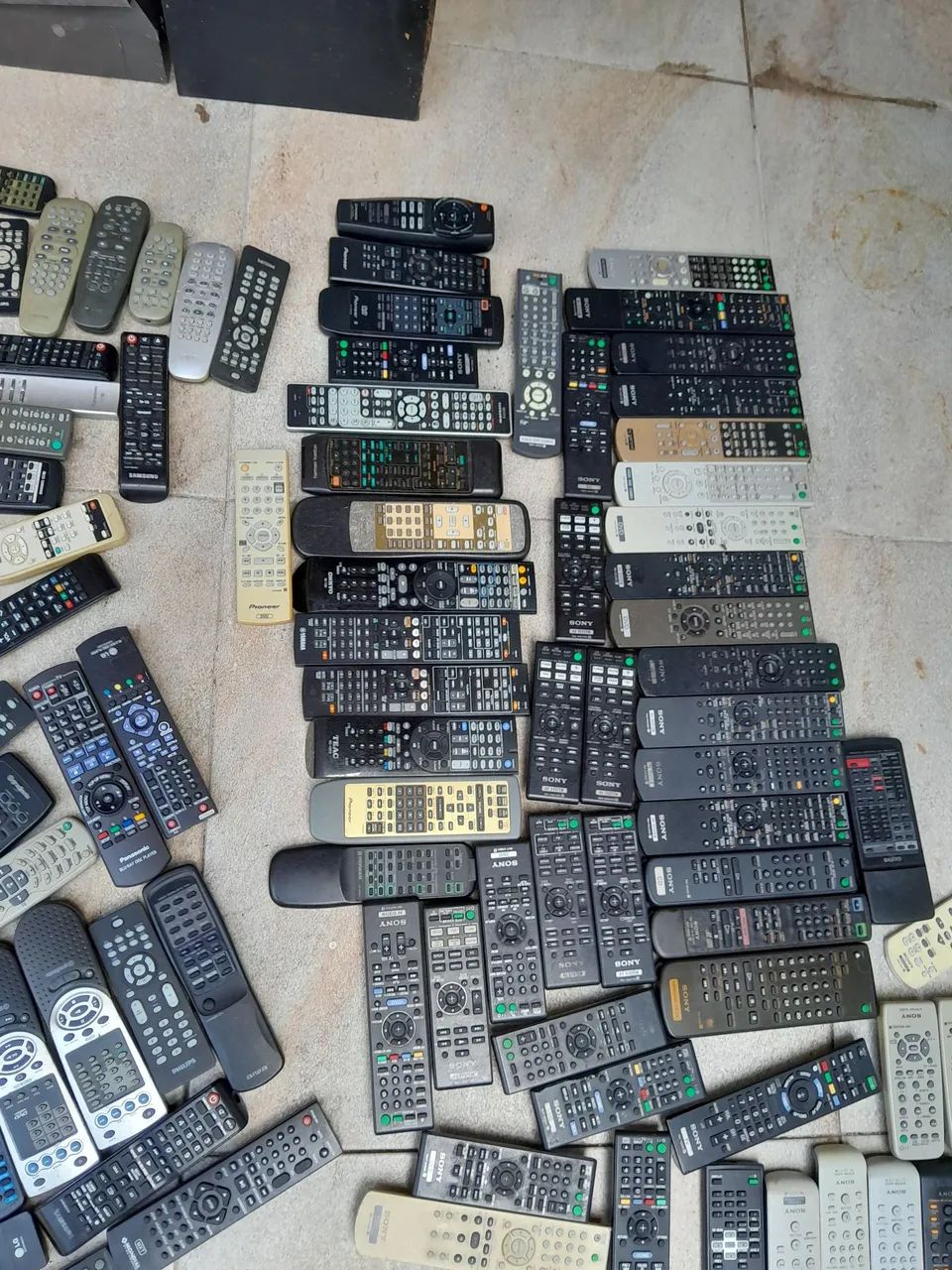 Controles remotos variados  - Foto 4