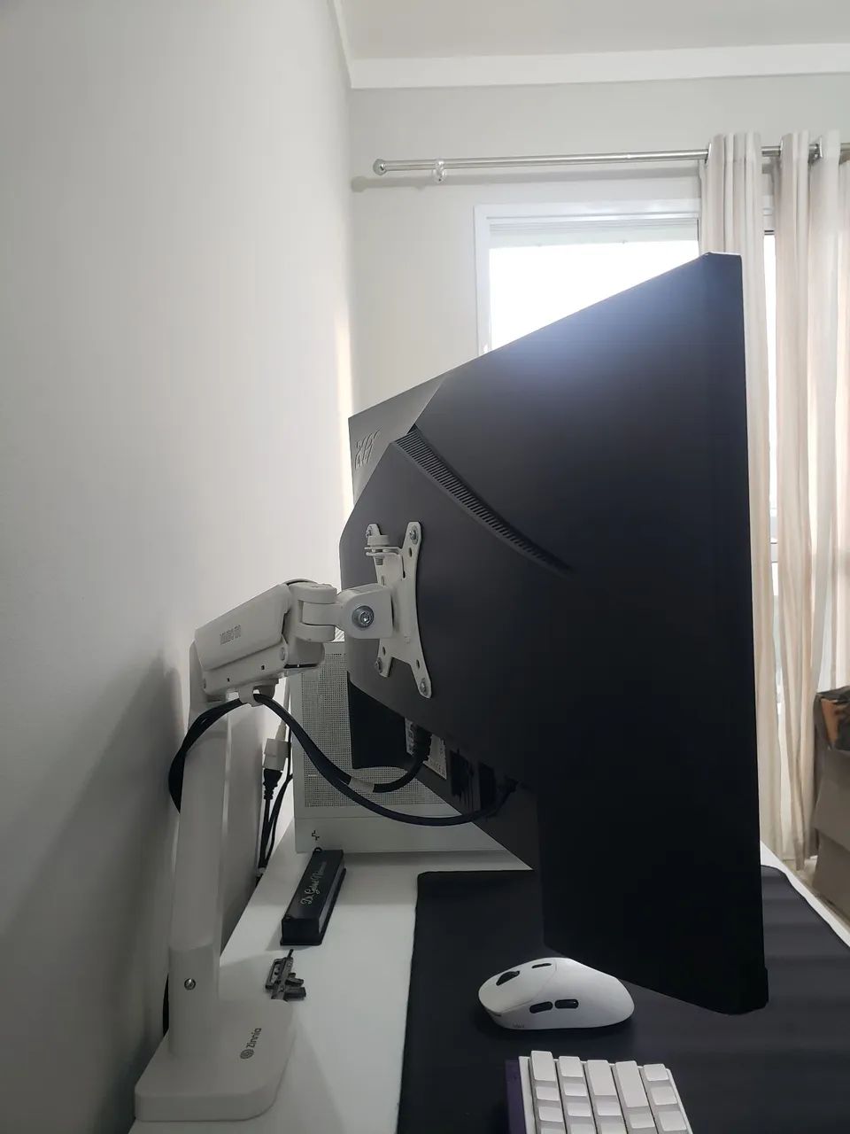 Monitor acer nitro 250hz FHD 1ms - Foto 2