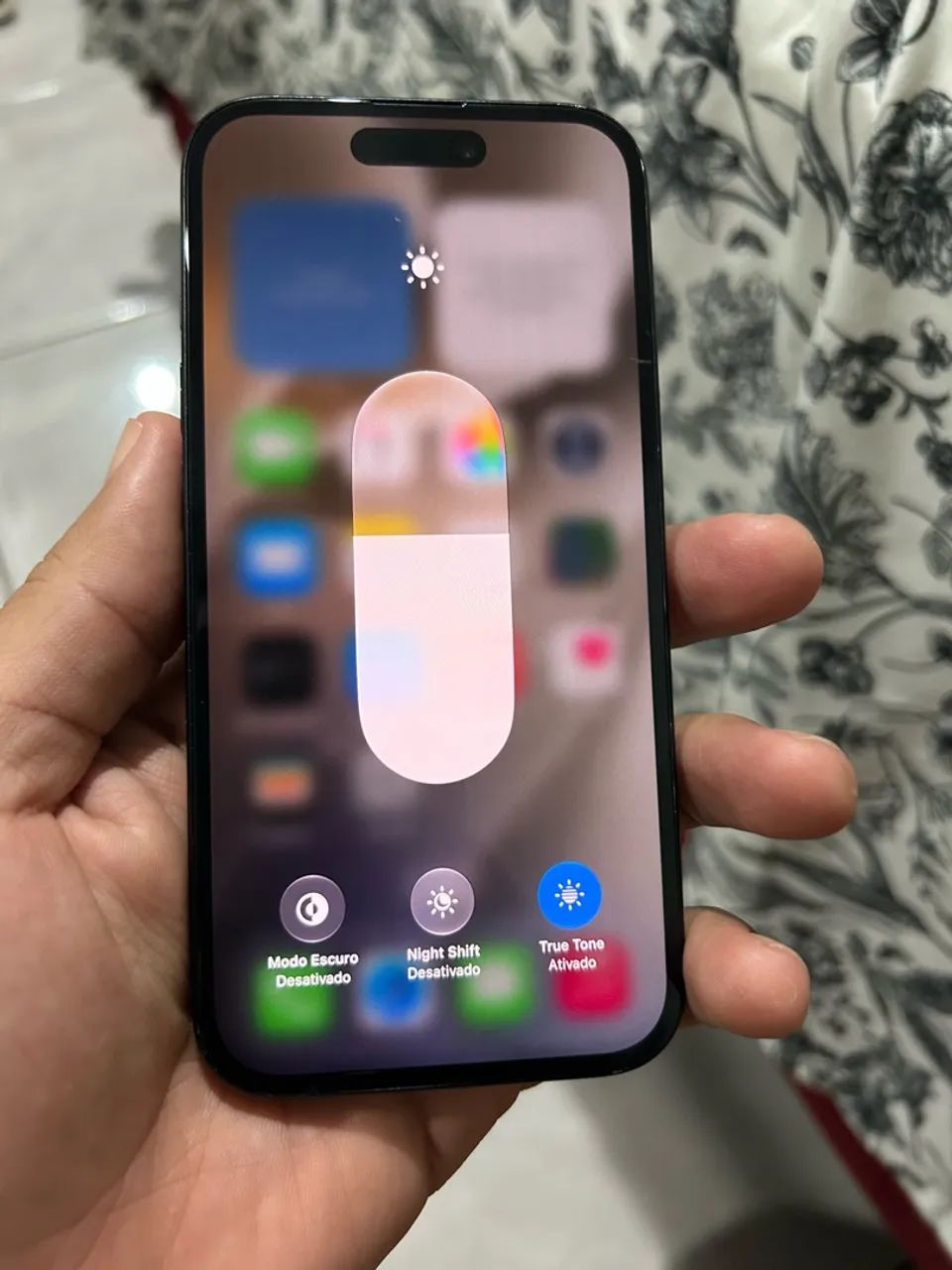 iPhone 15 128 GB R$1.950 zero  - Foto 2