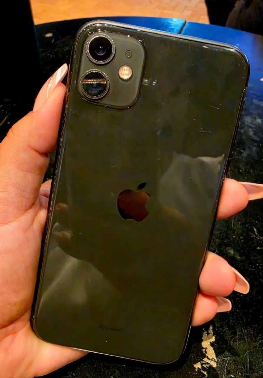 iPhone 11