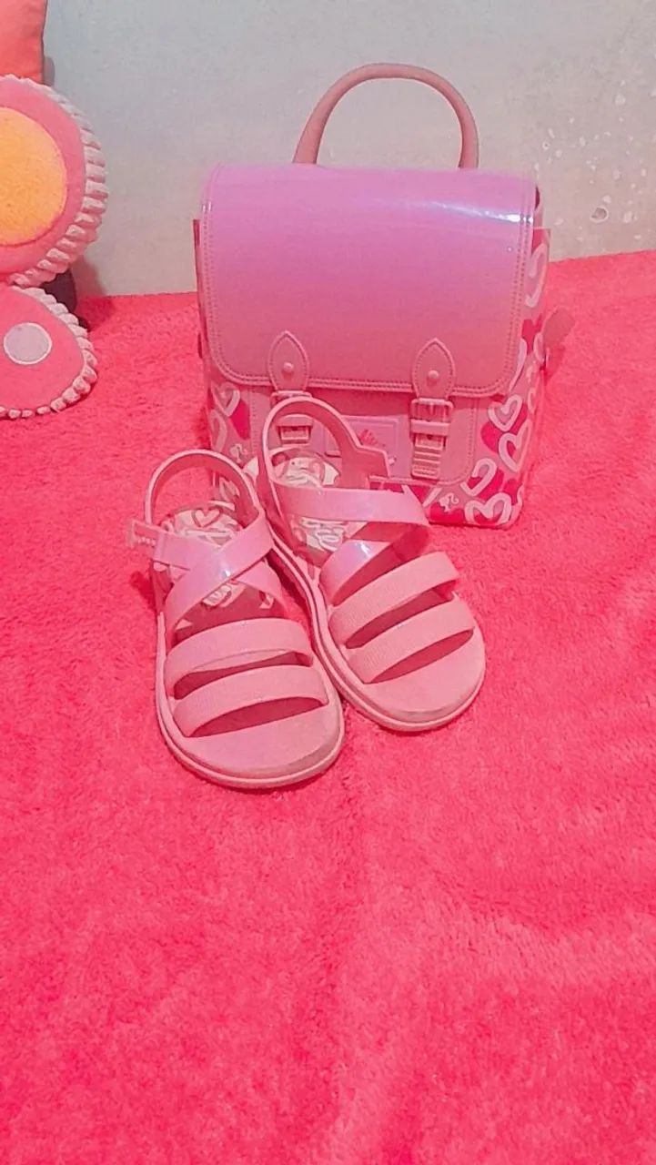 Bolsa Infantil e Melissa 