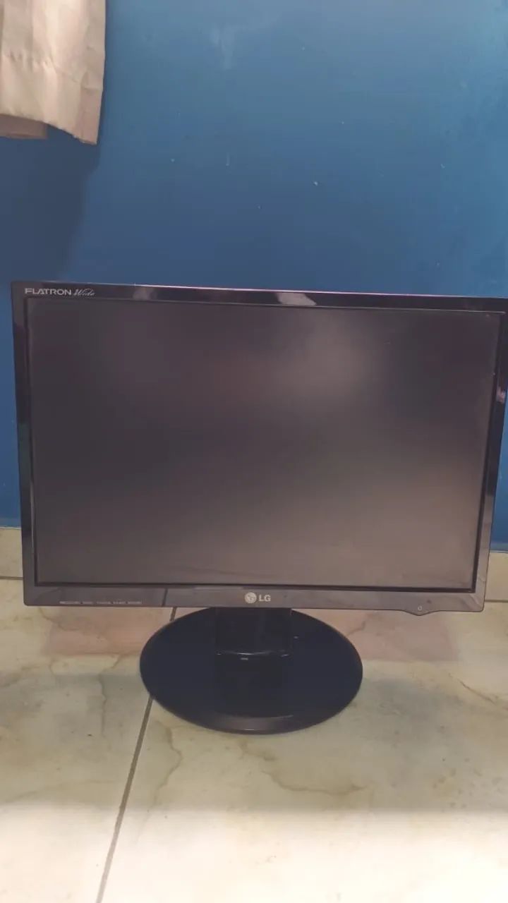 Monitor LG,