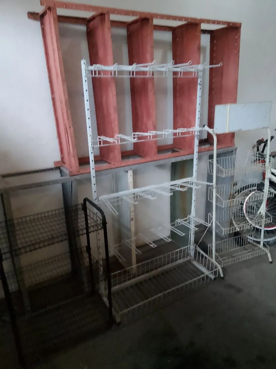 Prateleiras!! Pra Mercearia Bar Mercado, preço a negociar! - Foto 3