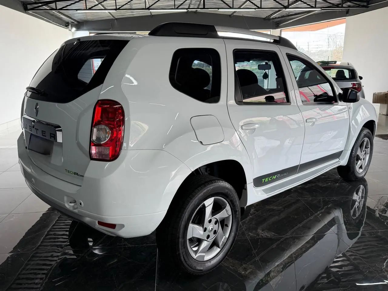 Renault Duster Dynamique 2.0 Hi-flex 16V Aut. 2014 - Foto 2