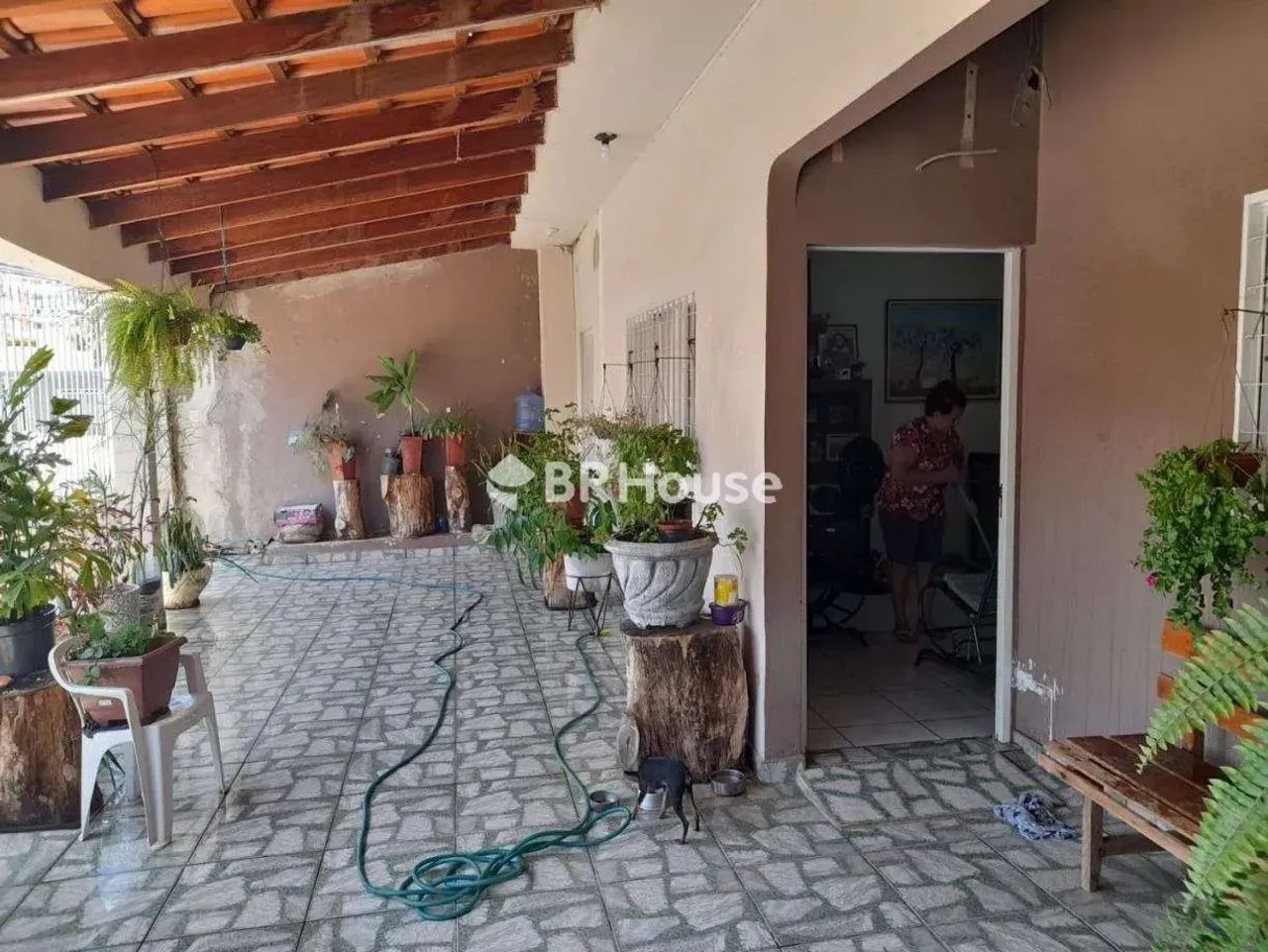 Jardim Mariana | Casa 4 quartos, sendo 1 suite - Foto 3