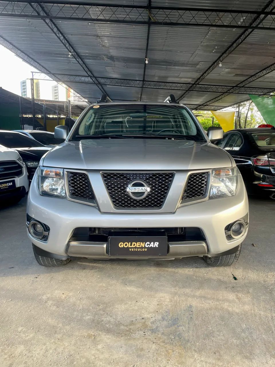 Nissan Frontier Frontier SV AT. CD 4x4 2.5 TB Dies. Aut. 2016