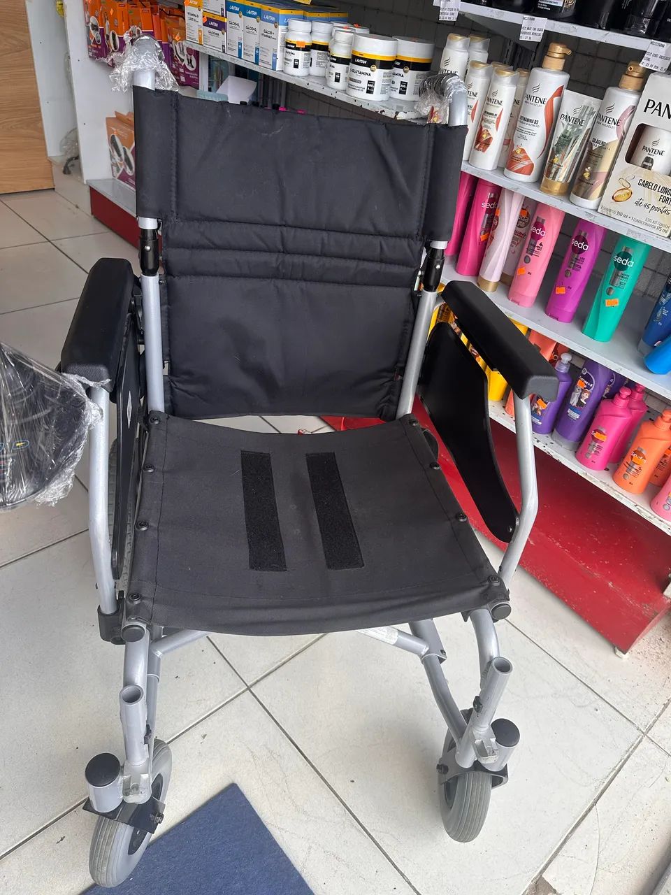 Cadeira de roda motorizada 