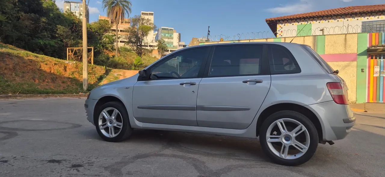 Fiat Stilo 1.8 SP Flex 8V 5P 2007 - Foto 4
