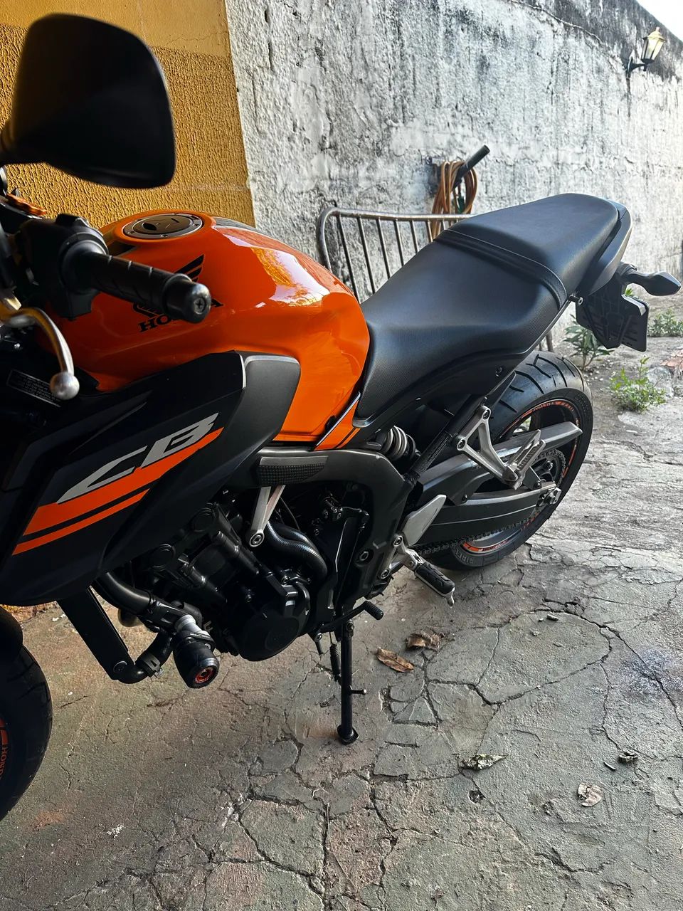 CB 650F, 2019 com 40.000km - Foto 4