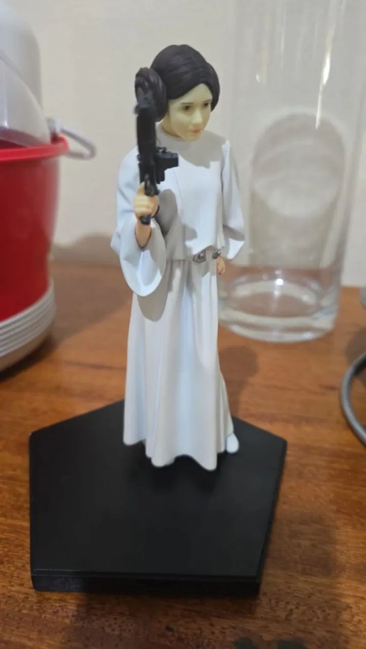 Estátua Princesa Leia Star Wars 1/10 - Iron Studios (Loose)