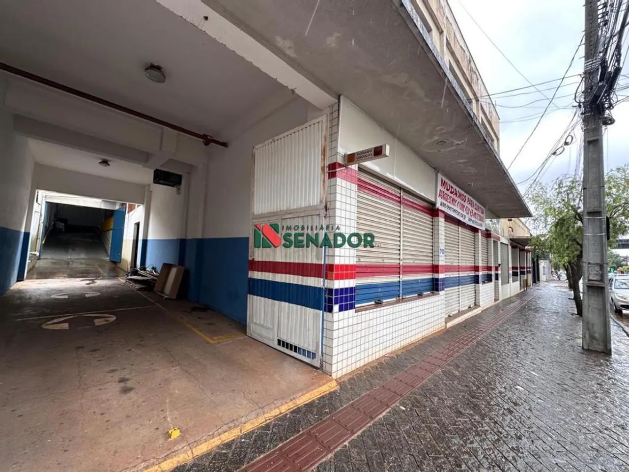 Salão para alugar em Londrina, Centro, com 420 m² - Foto 3