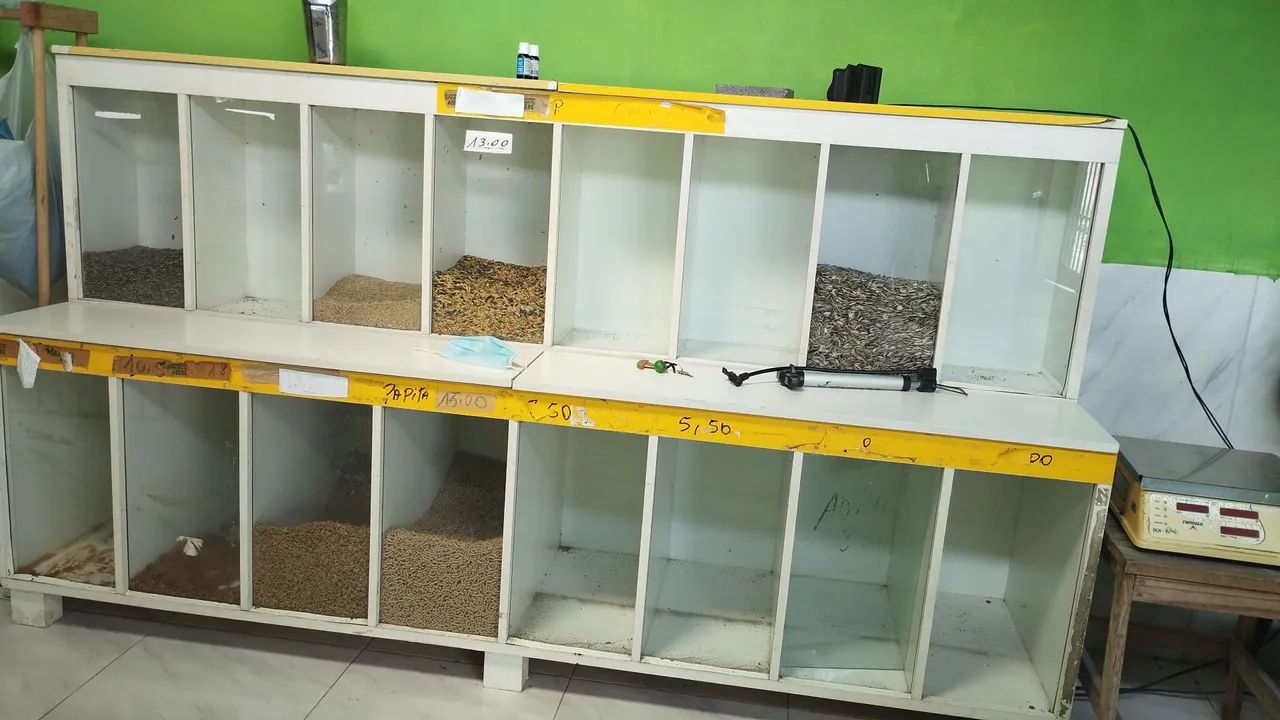 Expositor pra ração 