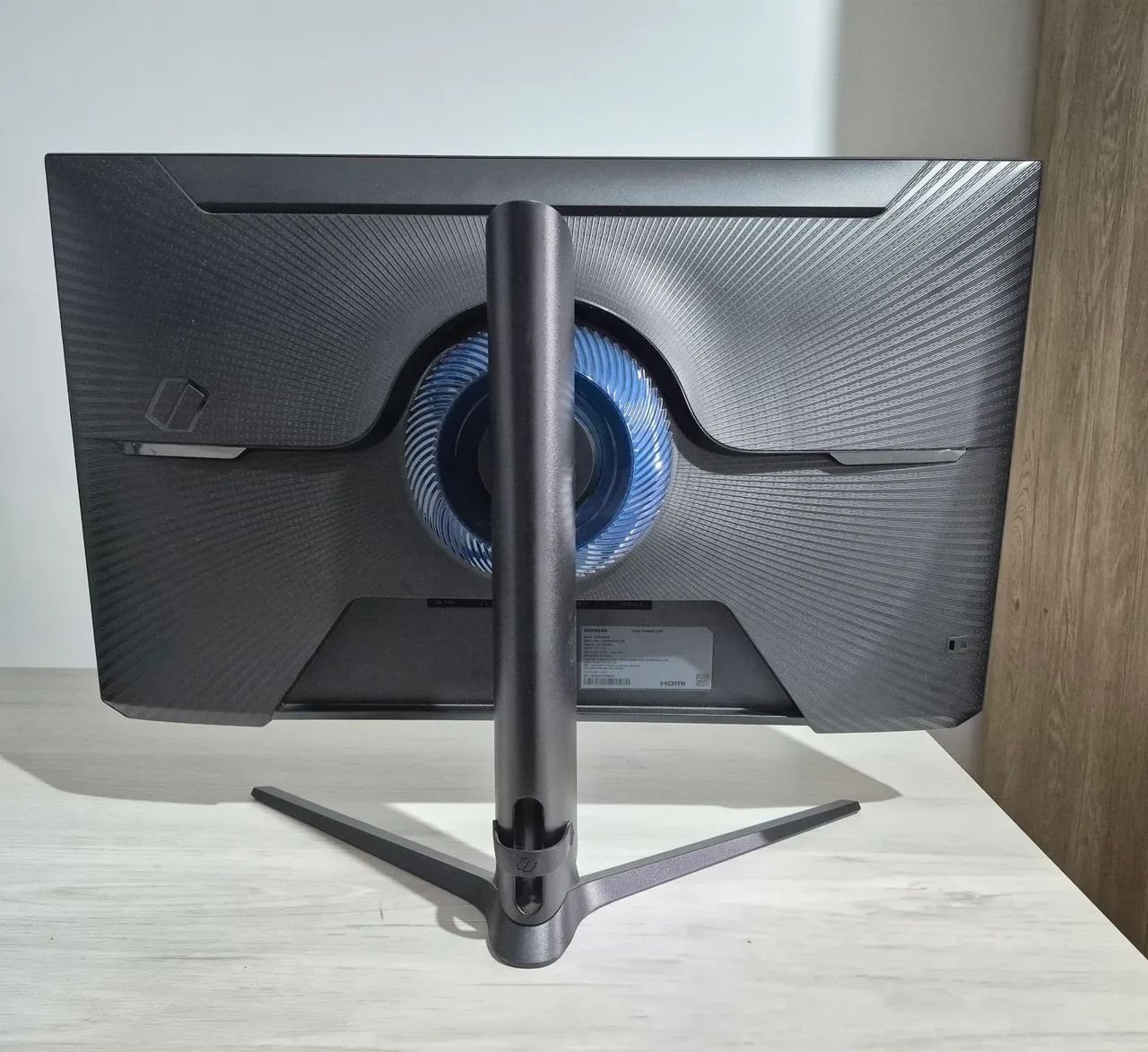 Monitor Samsung g32 | 27 Polegadas 165hz - Foto 4