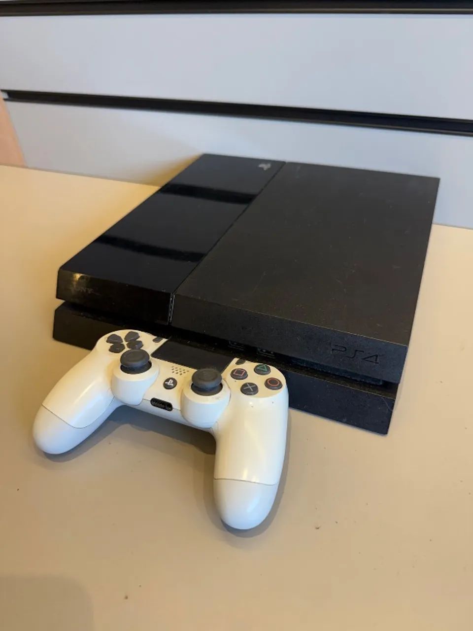 CONSOLE SONY PS4 FAT COM JOGO!!!! - Foto 2