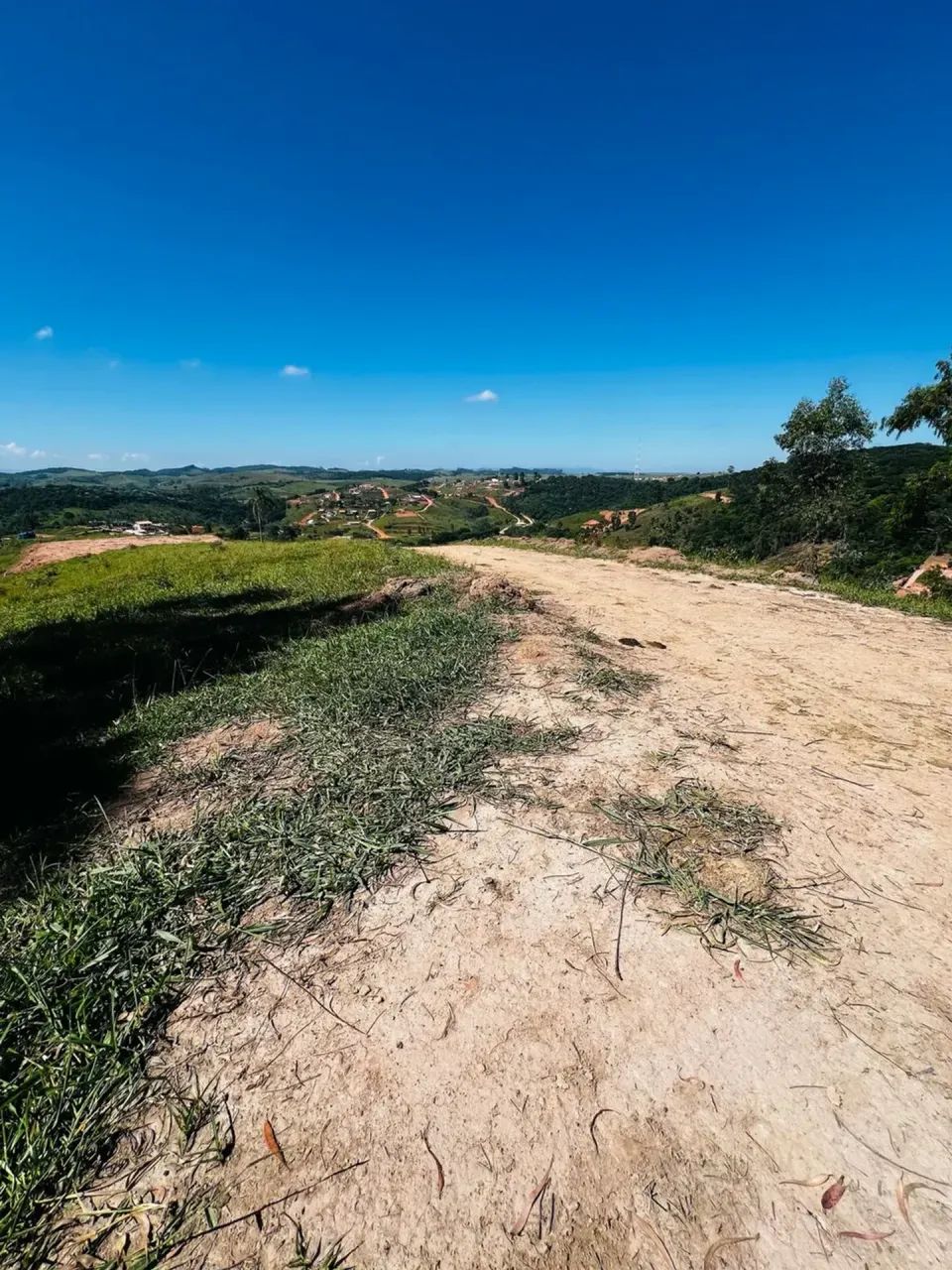 Igaratá 2026  Terreno 600m²  Ótimo para construir ou investir - Foto 8