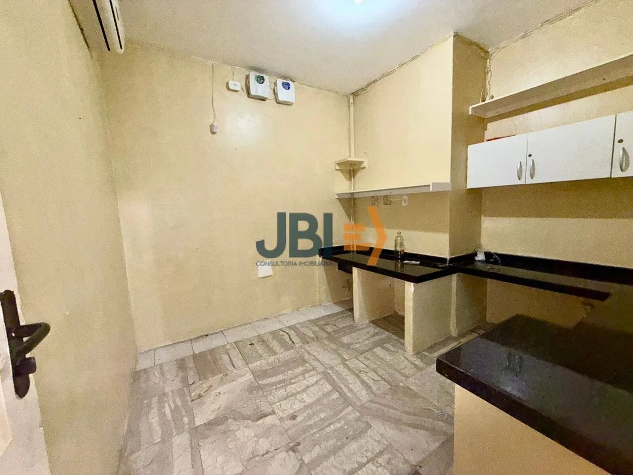 Aluga-se e vende-se imóvel comercial - Amadeu Furtado - Foto 4