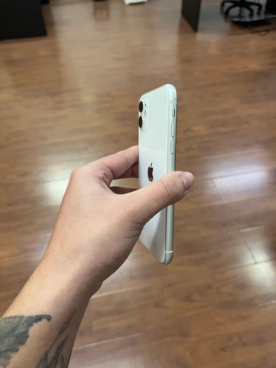 iPhone 11 128Gb - Foto 2