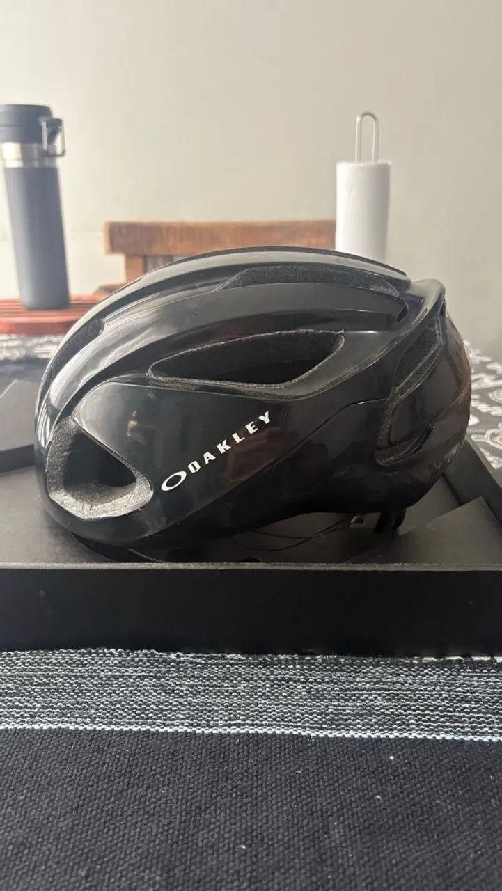 Capacete Oakley 