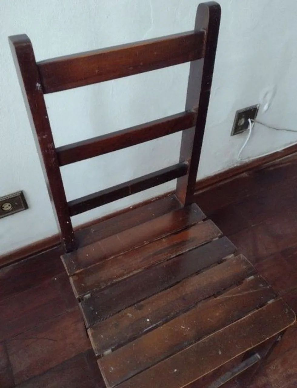 Cadeira de Madeira Maciça Ripada Escolar  - Foto 4