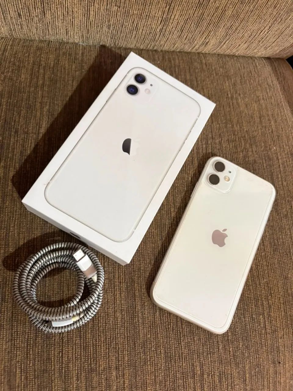 iPhone 11 64GB - Super conservado!