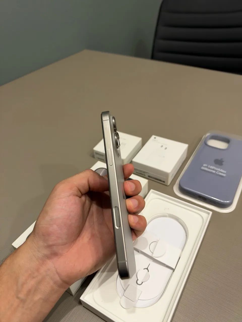 IPHONE 16 PRO MAX 256GB COMPLETO - Foto 3