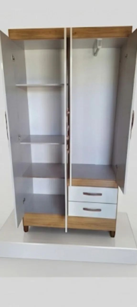 Guarda roupas solteiro com divisórias  - Foto 4