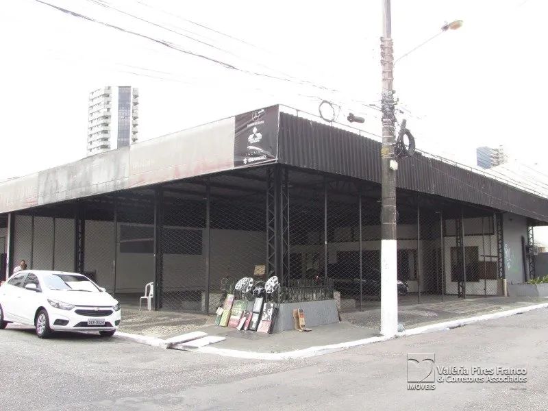 EXCELENTE GALPÃO COM 400 M² !!