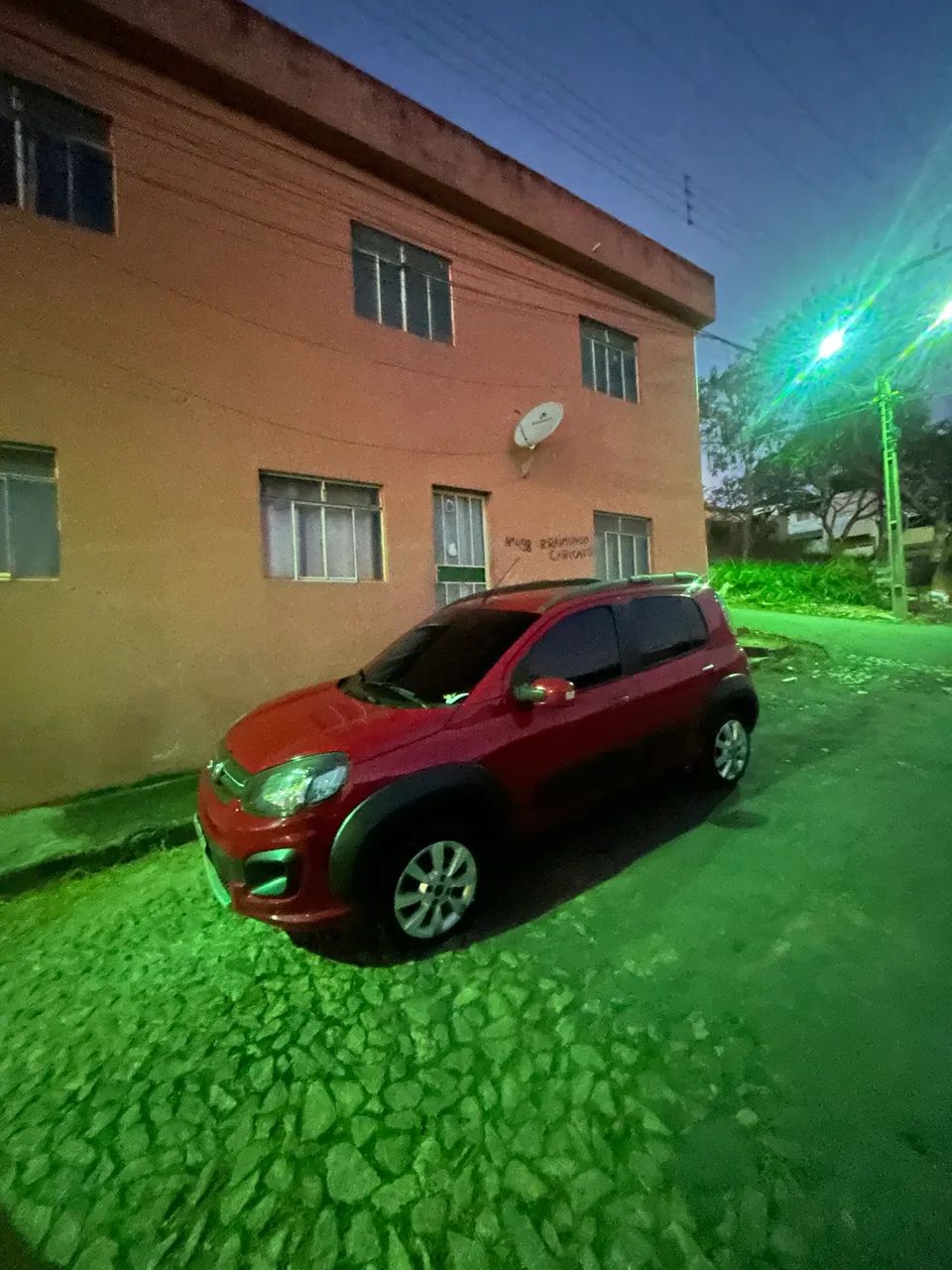 Fiat Uno WAY 1.0 Flex 6V 5P 2017 - Foto 2