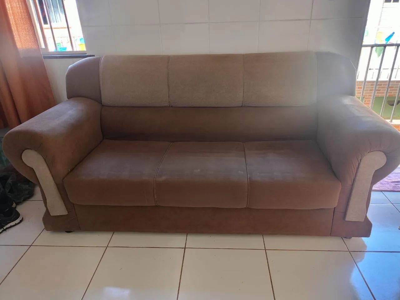 Sofá 3 lugares  - Foto 2