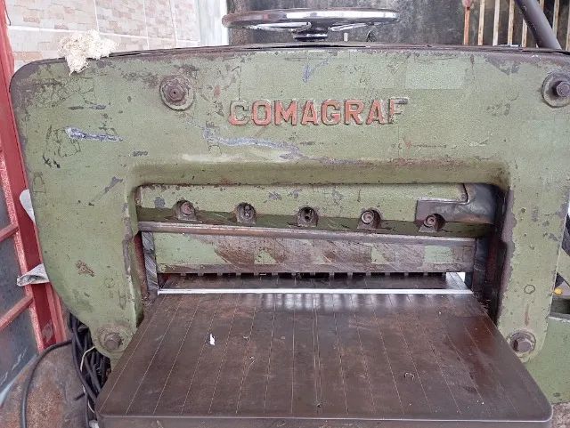 GUILHOTINA INDUSTRIAL COMAGRAF - CORTA ATÉ FORMATO 0