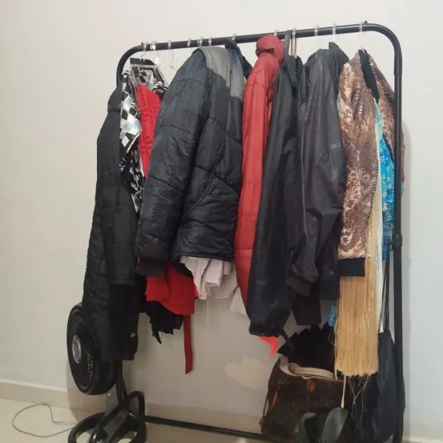 Rack, escrivaninha e arara - Foto 2