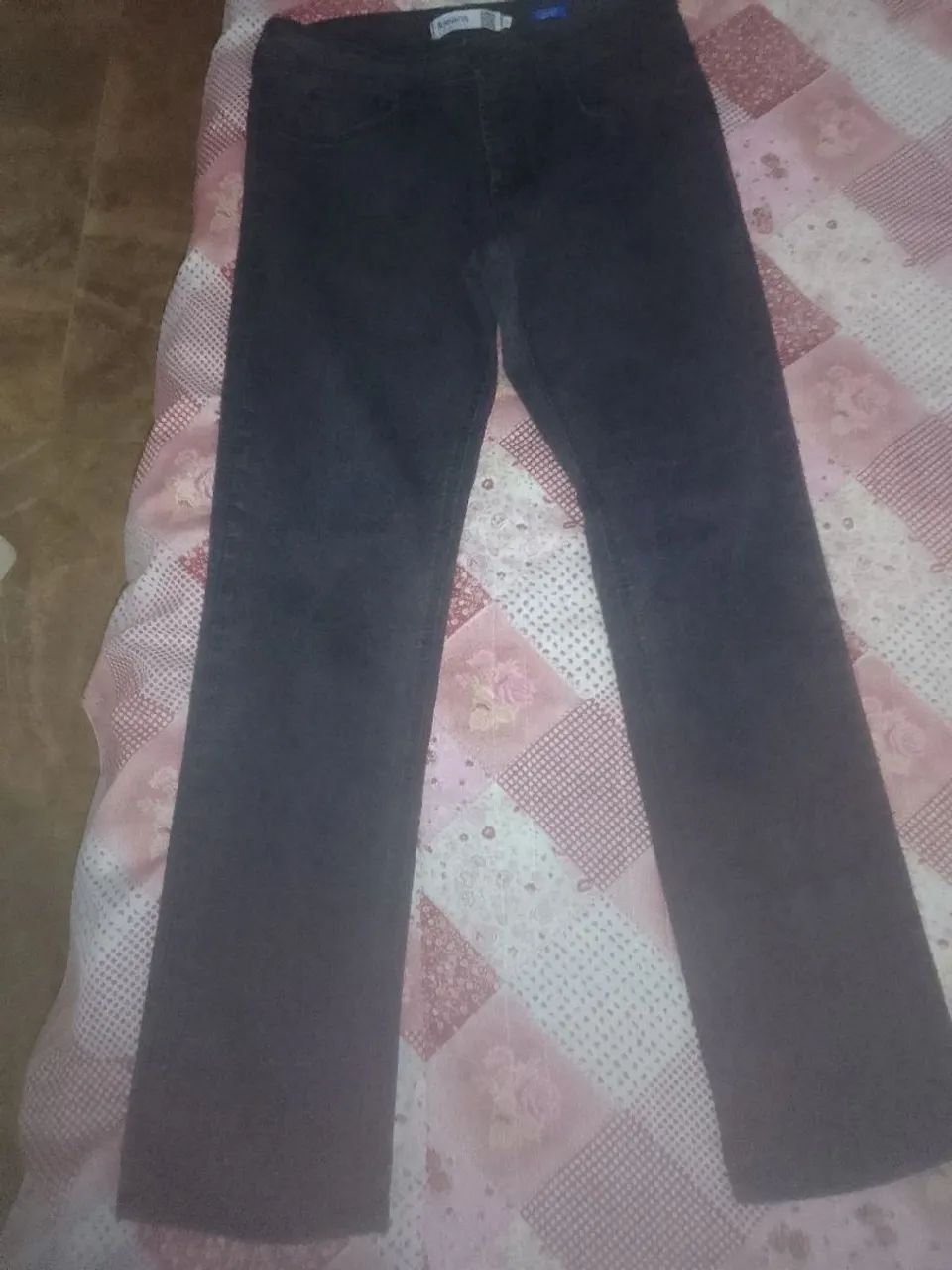 Calças jeans e blusa  - Foto 2