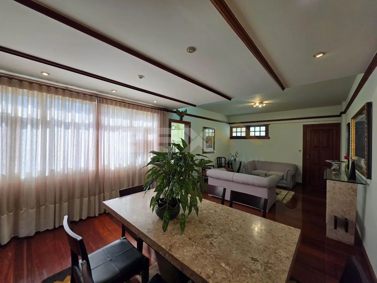 Apartamento à Venda com 03 Quartos no Bairro Centro de Divinópolis MG. - Foto 4