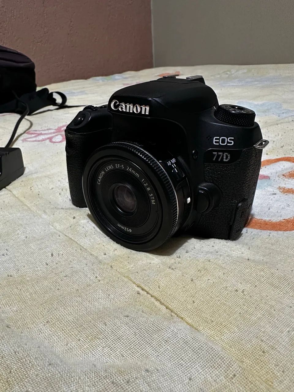 Cânon EOS 77D - Foto 2